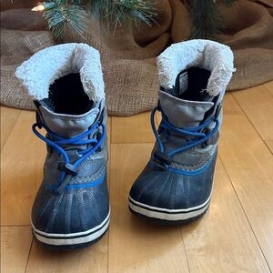 Sorel Youth Yoot Pac Winter Boots size 12 Toddler, Boys, Girls Gray Blue